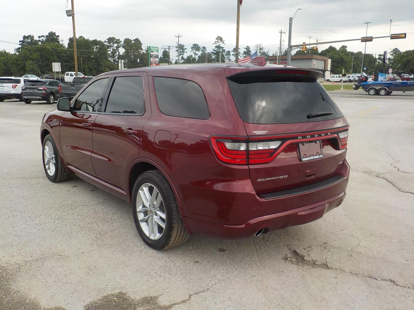 2022 Maroon /Black Dodge Durango (1C4RDHDG2NC) , located at 1617 W Church Street, Livingston, TX, 77351, (936) 327-3600, 30.710995, -94.951157 - LOW MILES!! Great family ride!! - Photo#5